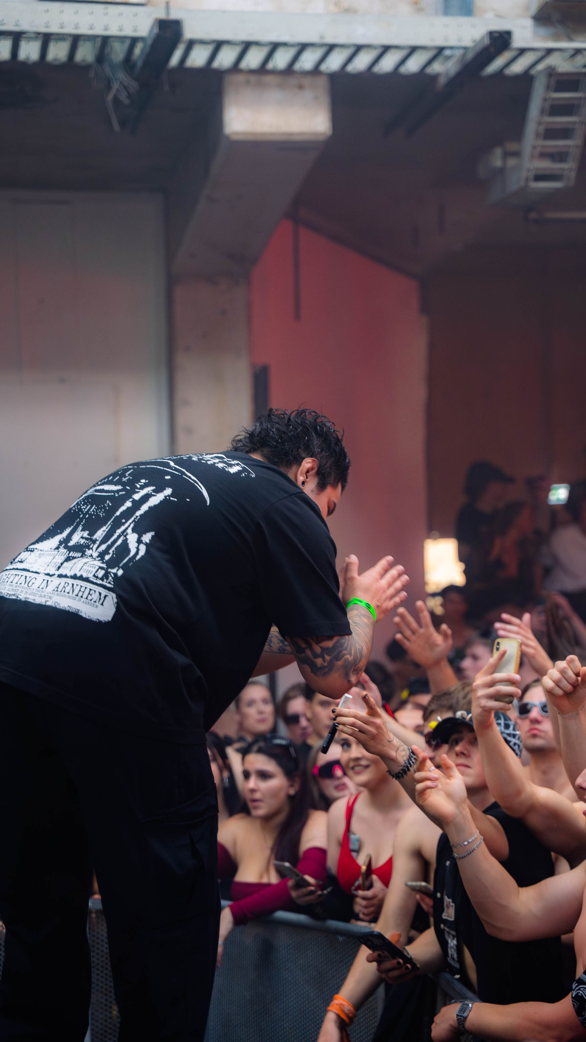 Loading... just a sec